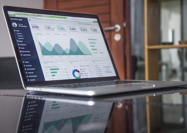 Quels sont les services administratifs à la demande ?